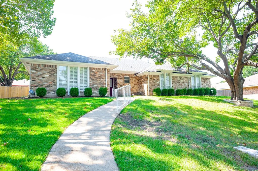 1439 Cardinal Creek Drive, Duncanville