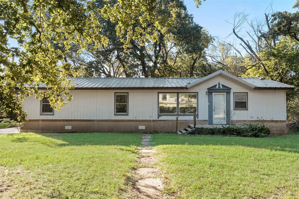7634 Gibson Cemetery Road, Mansfield