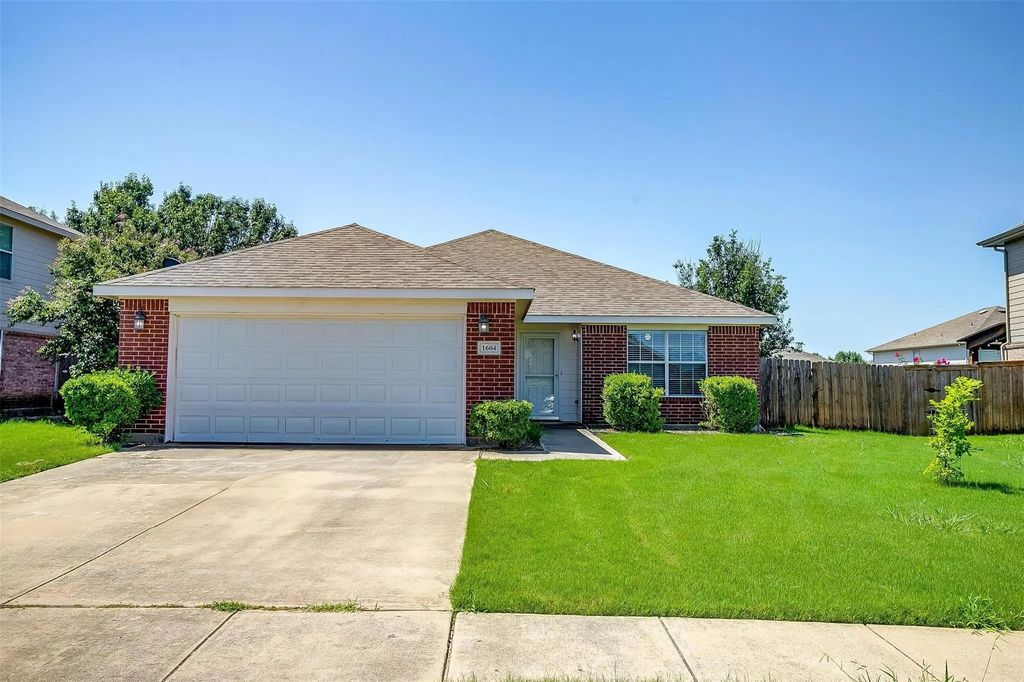 1604 Withers Way, Krum