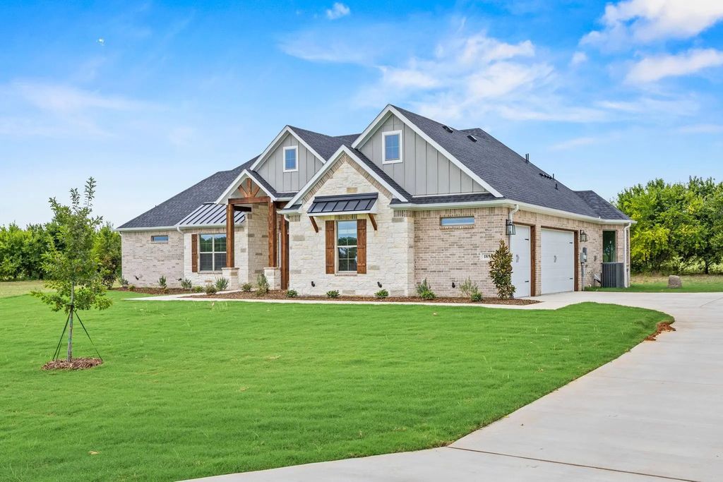 13743 Cashs Mill, Sanger