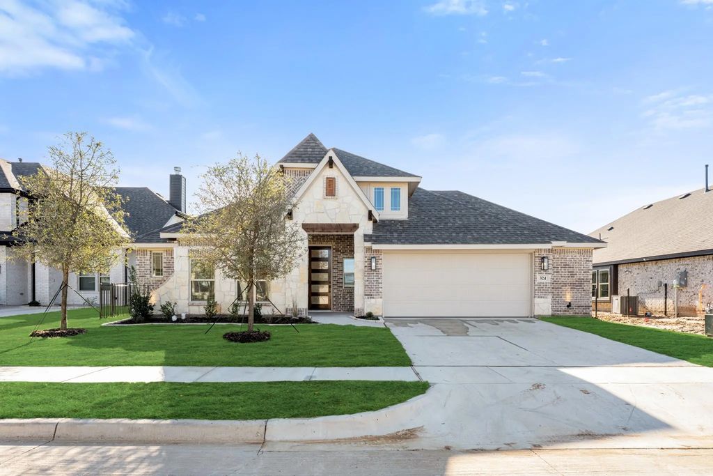 324 Bowrider Lane, Granbury