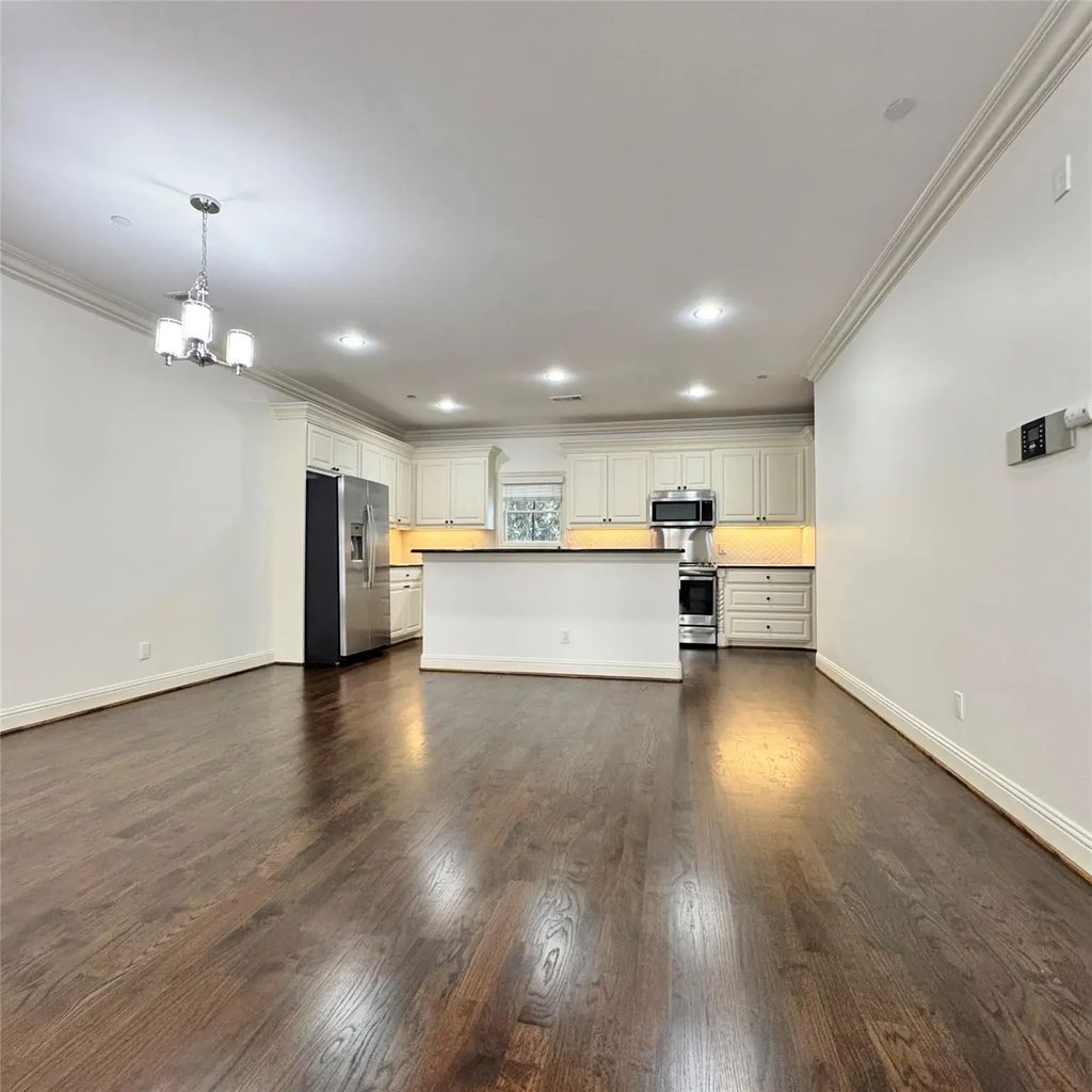 4153 Hyer Street #9, University Park