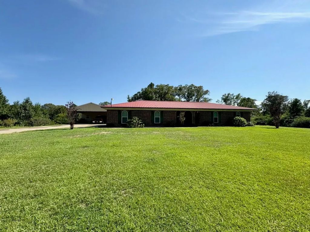 992 Lookout Tower Road, Ward