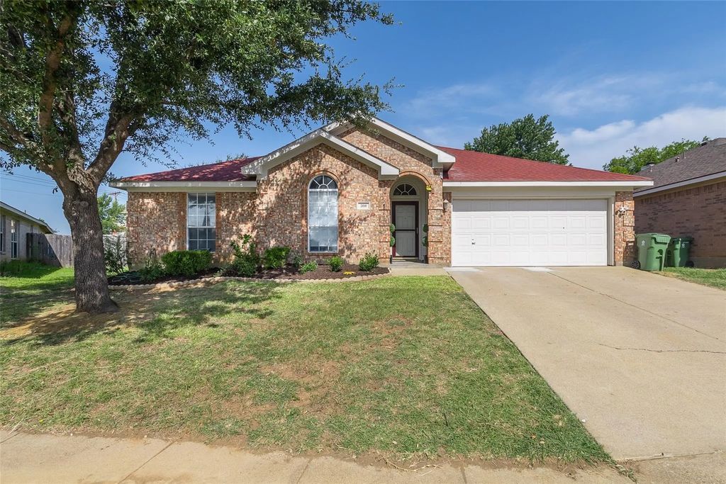 308 Mcmurtry Drive, Arlington