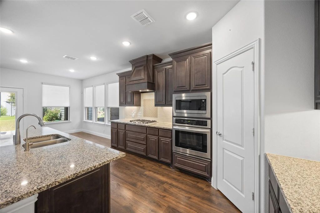 7508 Windy Meadow Drive, Little Elm