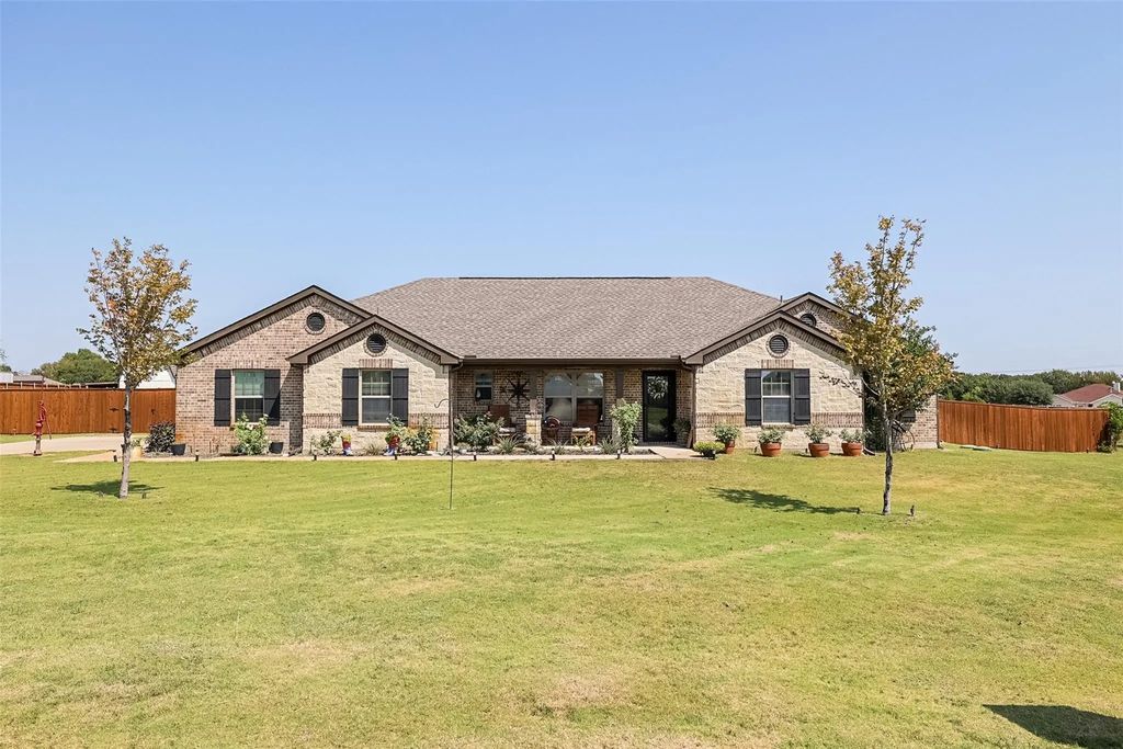 8225 Harvest Drive, Grandview