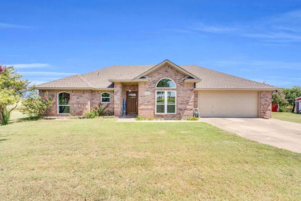 154 Richard Road, Waxahachie