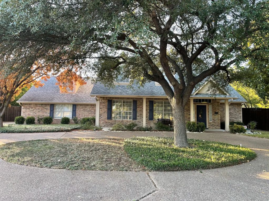 17409 Cathys Place, Dallas