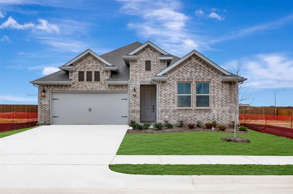 3709 Arrowhead Lane, Sherman