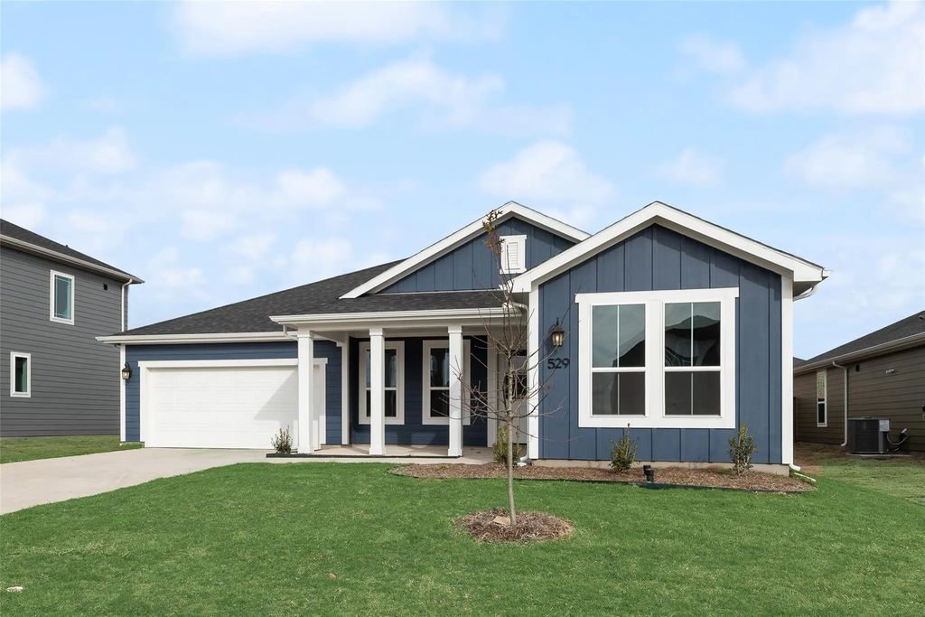 529 Marcus Lane, Crowley