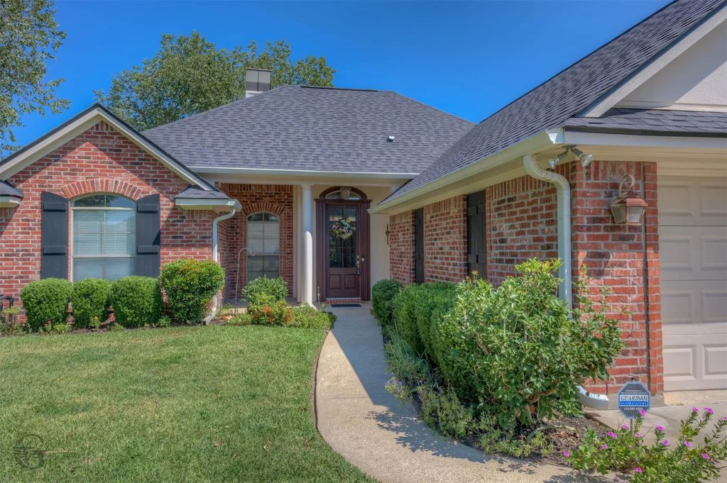 2048 Sand Crest Drive, Shreveport