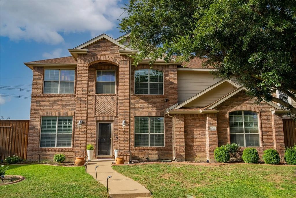 1417 Crutchfield Lane, Lewisville