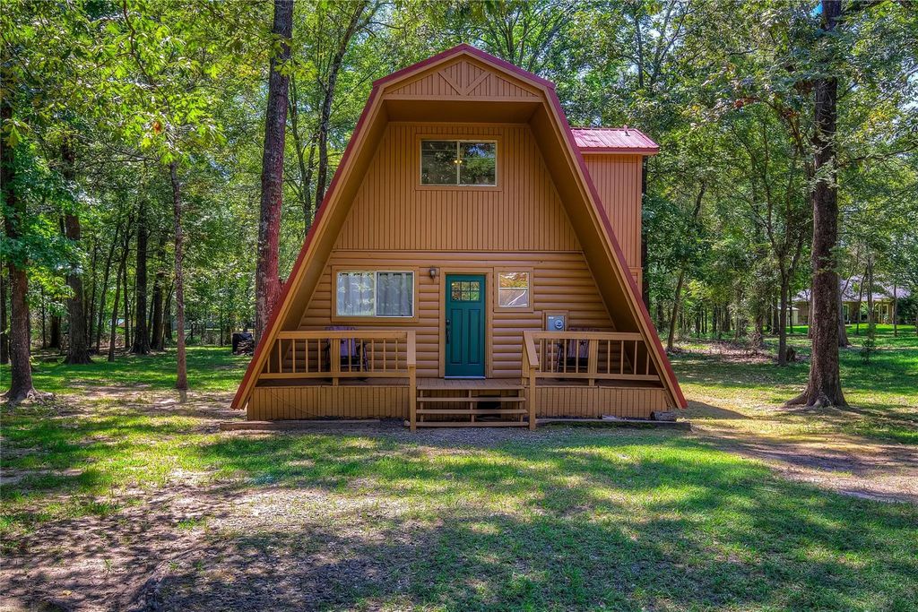 814 King Lake Drive, Scroggins