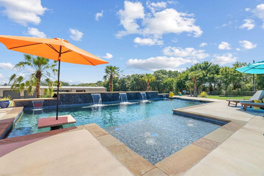 10106 Prather Road, Springtown