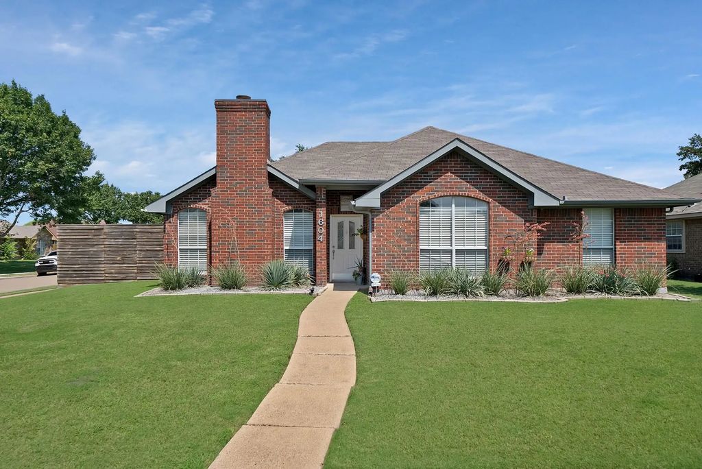 1604 Windmire Drive, Mesquite