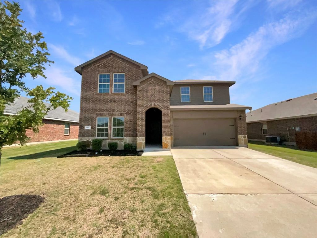 721 Saddle Horn Way, Royse City