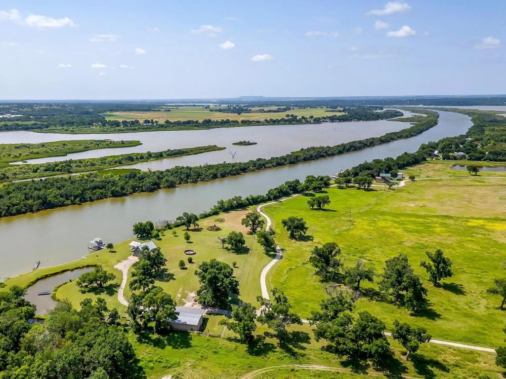 7401 Tin Top Highway, Weatherford