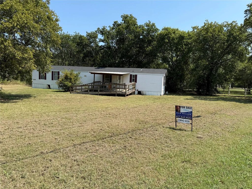 8301 County Road 530, Mansfield