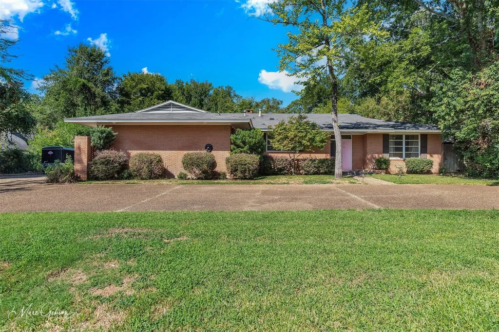 5830 Gilbert Drive, Shreveport