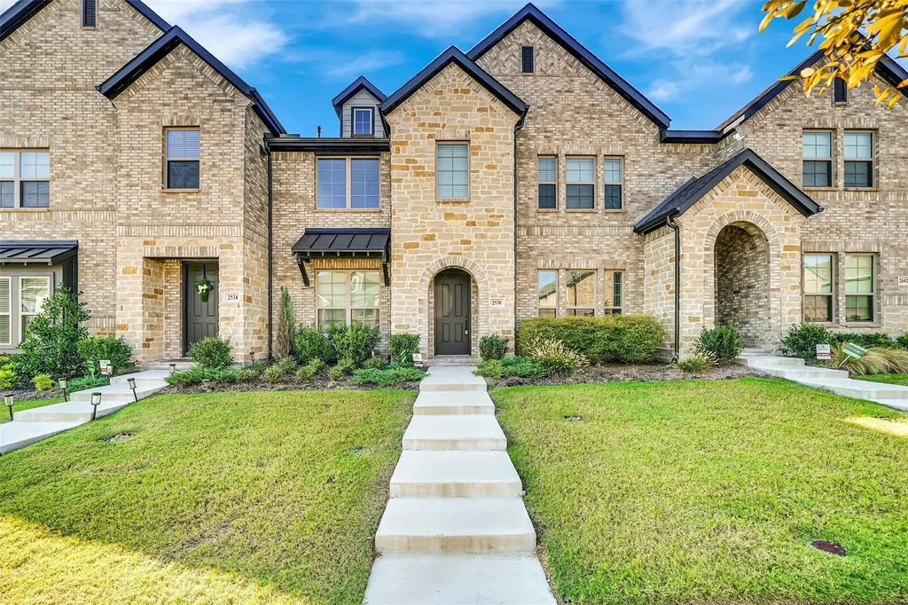 2538 Settlers Place, Garland