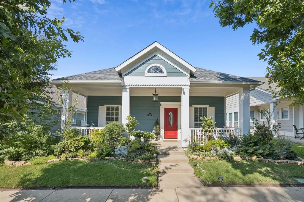 1405 Live Oak Lane, Savannah