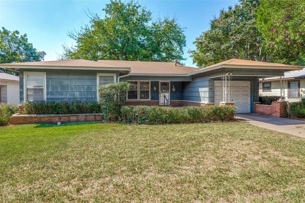785 Fernwood Street, Fort Worth