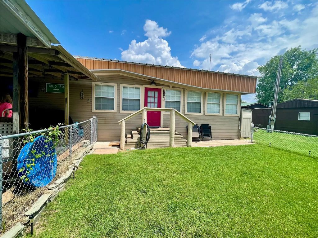 2334 Sanbar Road 13, Possum Kingdom Lake