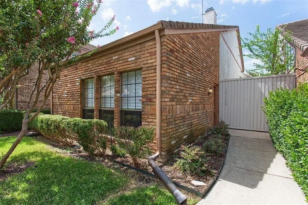 17106 Knots Landing, Addison