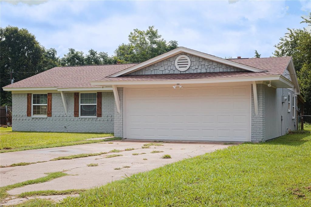117 Barbara Way, Waxahachie