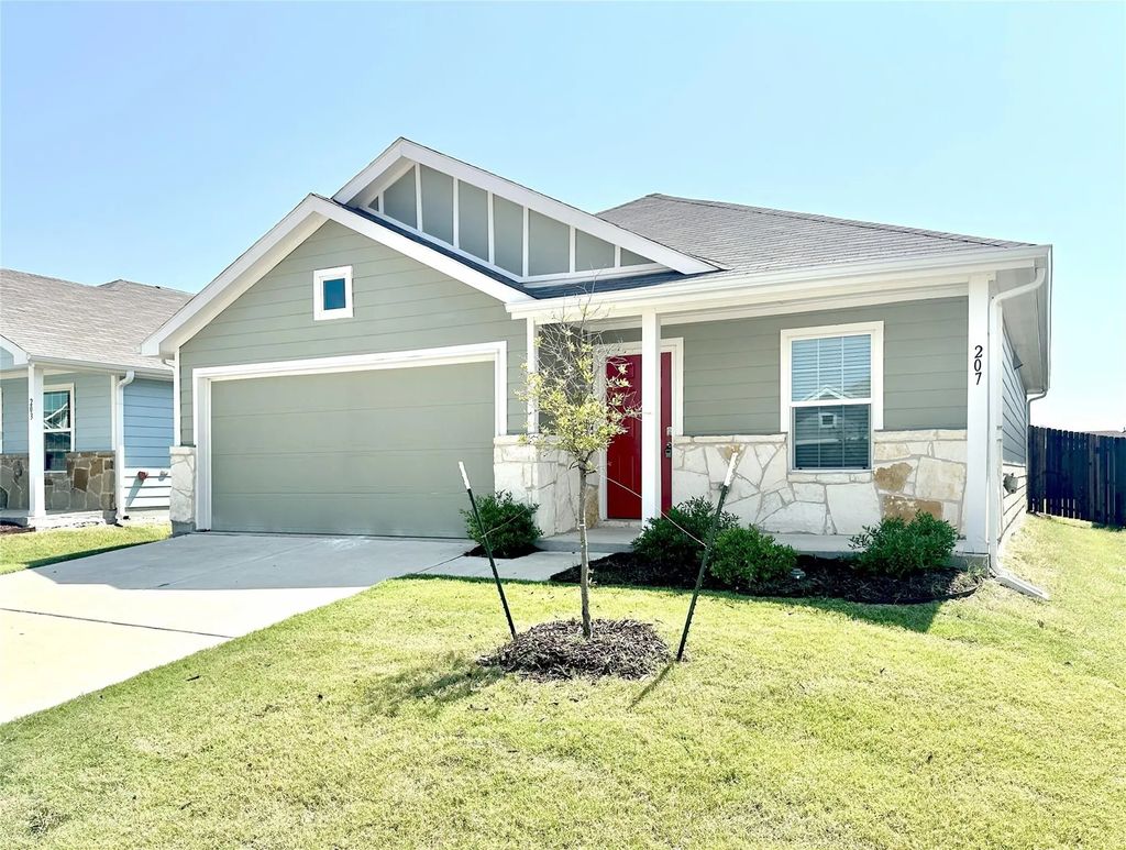 207 Lemongrass, Princeton