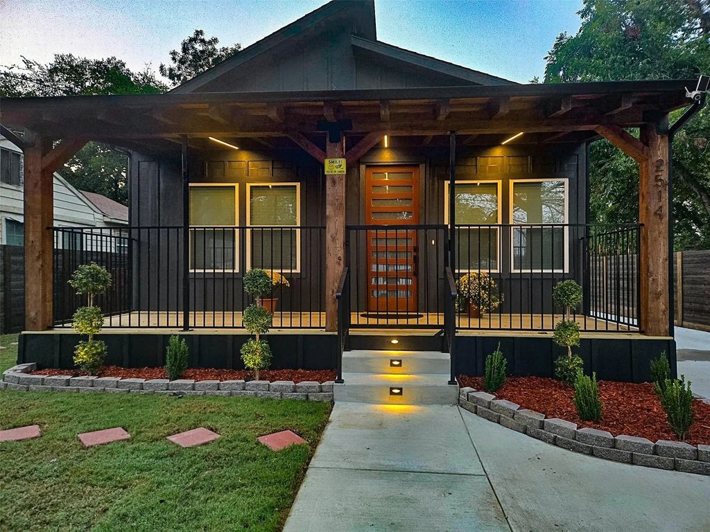 2514 Marburg Street, Dallas