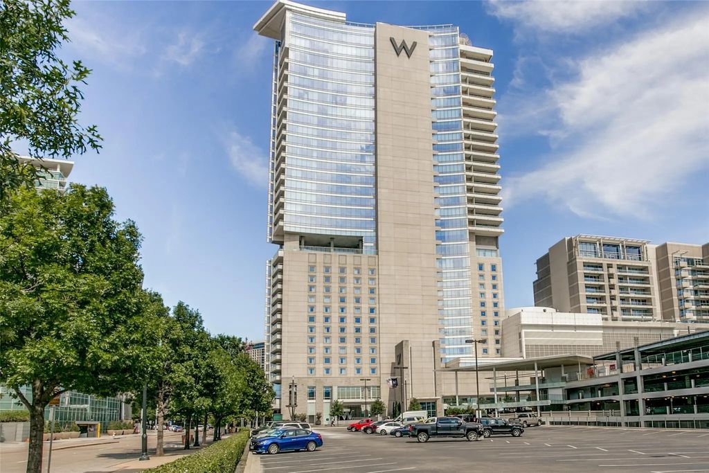 2408 Victory Park Lane 939, Dallas