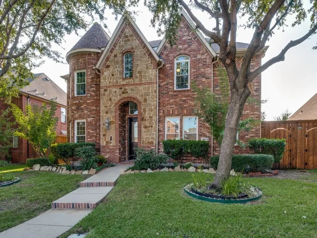 13423 Spirit Falls Drive, Frisco