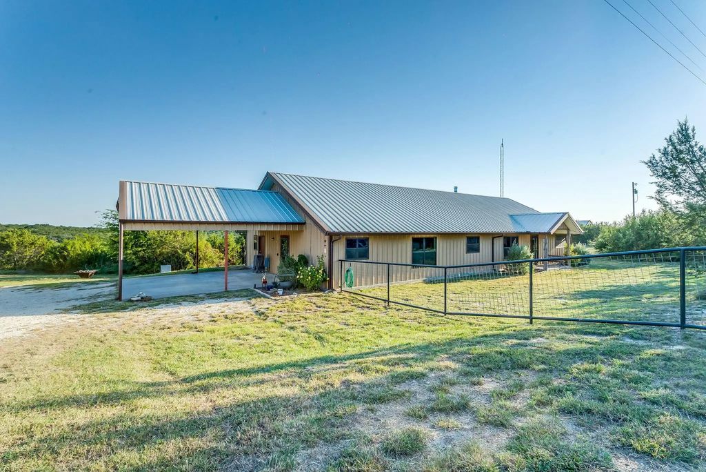 565 Turkey Ridge Road, Stephenville