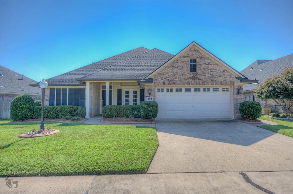 204 Afton Place, Bossier City