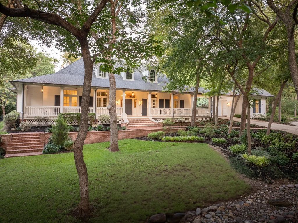 480 Oakwood Circle, Fairview