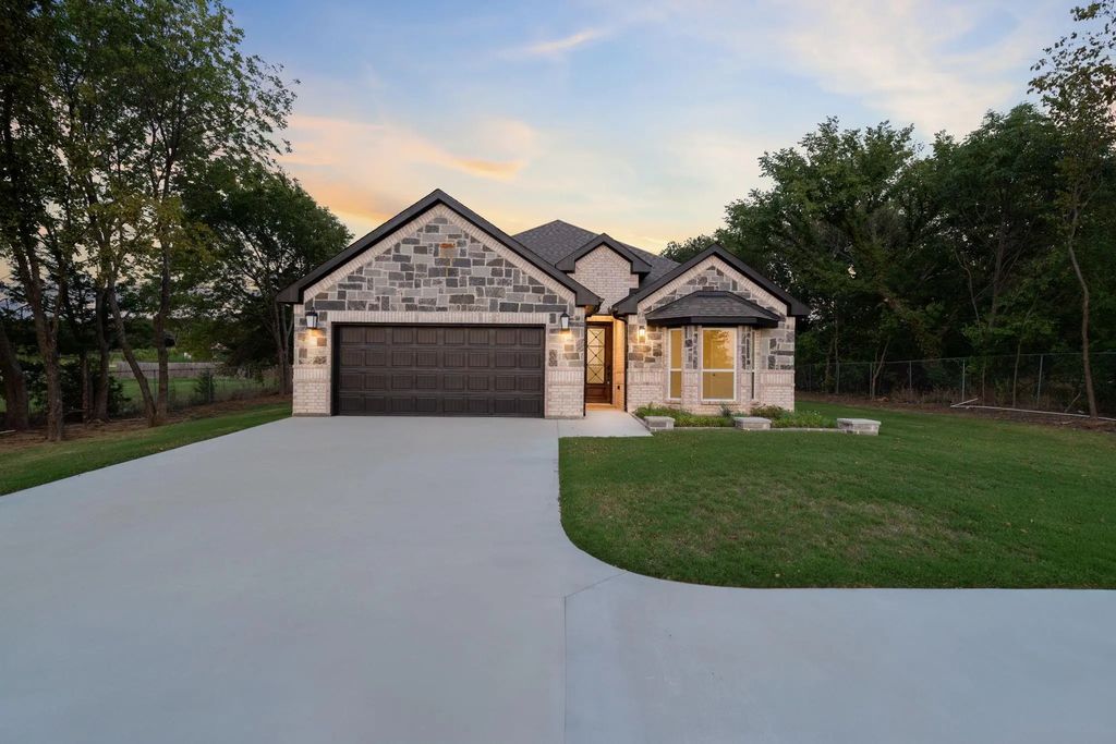 178 Fm 371, Gainesville