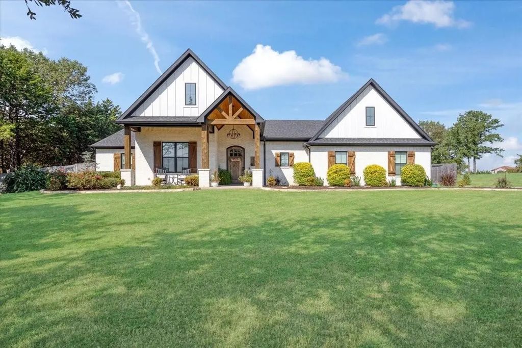 260 Lakeview Drive, Denison