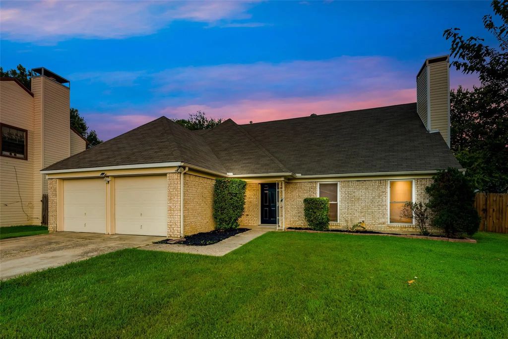 5408 Luttrell Court, Flower Mound