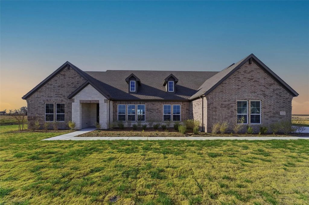 2321 Quartz Street, Krum