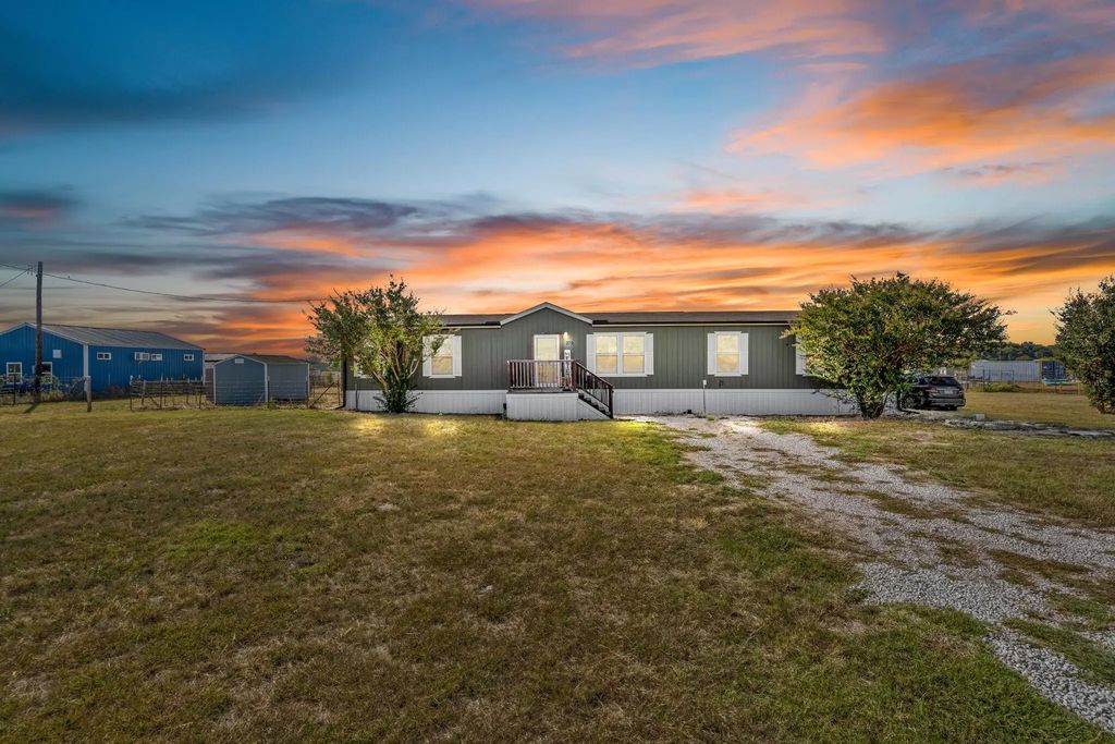 270 Private Road 4435, Rhome
