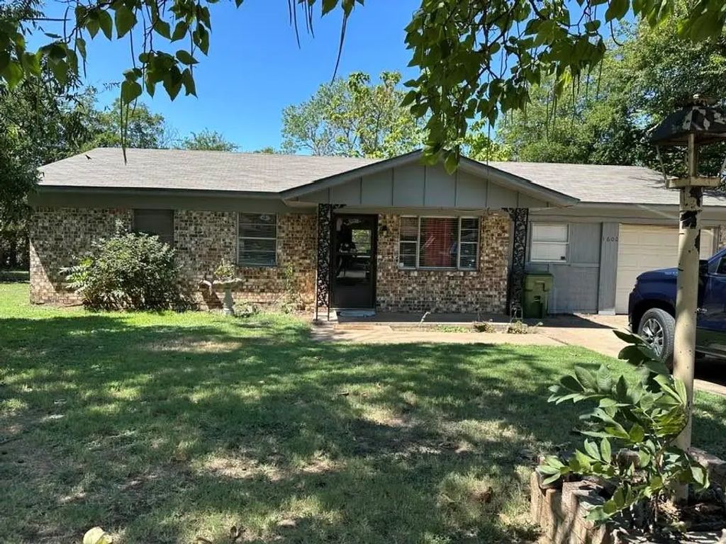 1600 23rd Avenue, Mineral Wells