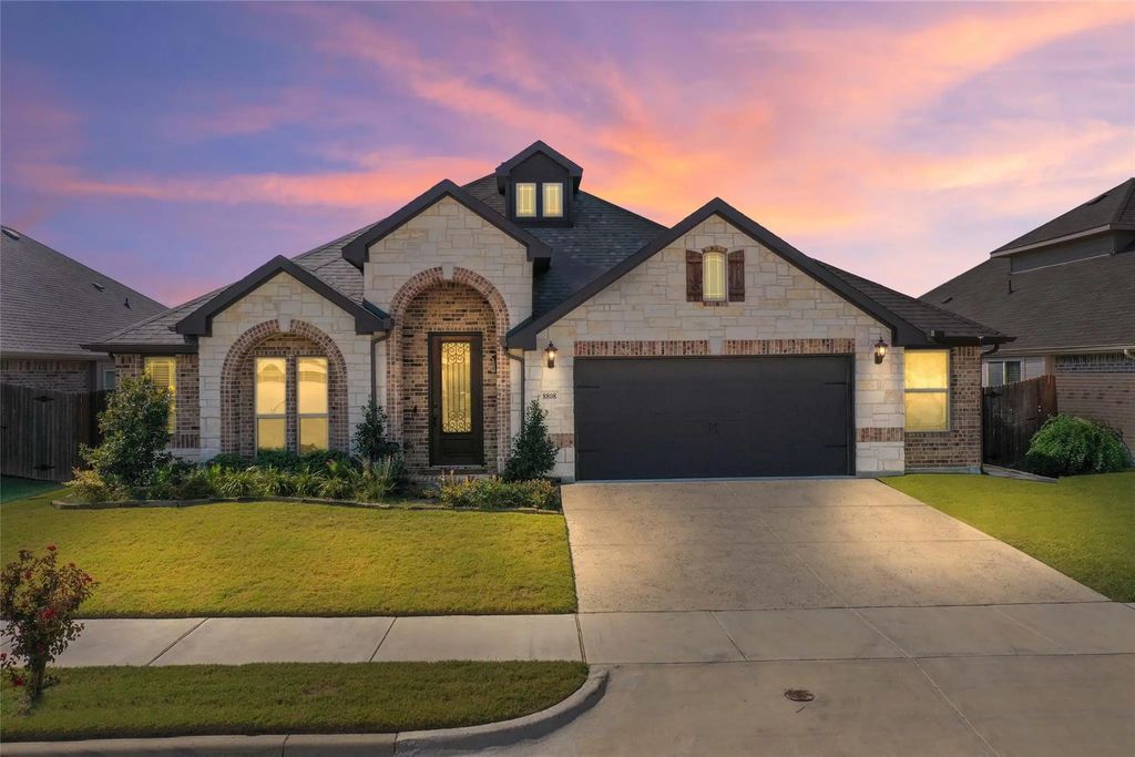 8808 White Rock Lane, Denton
