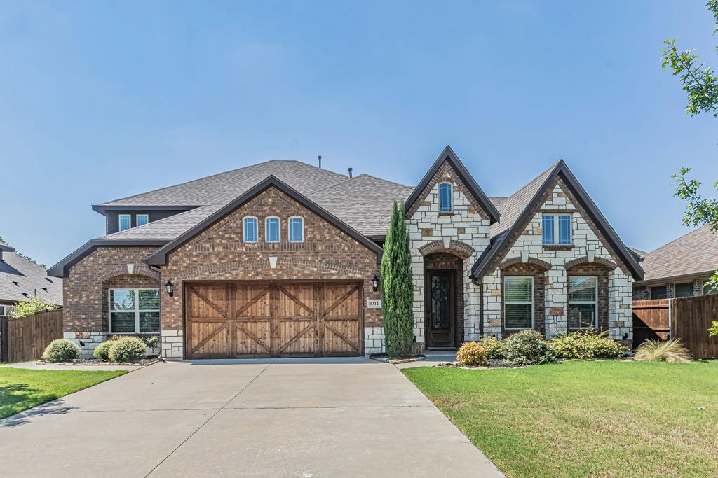 1312 Senna Drive, Burleson