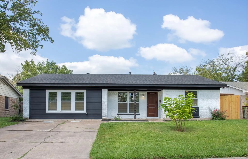 521 Pleasant Valley Road, Garland