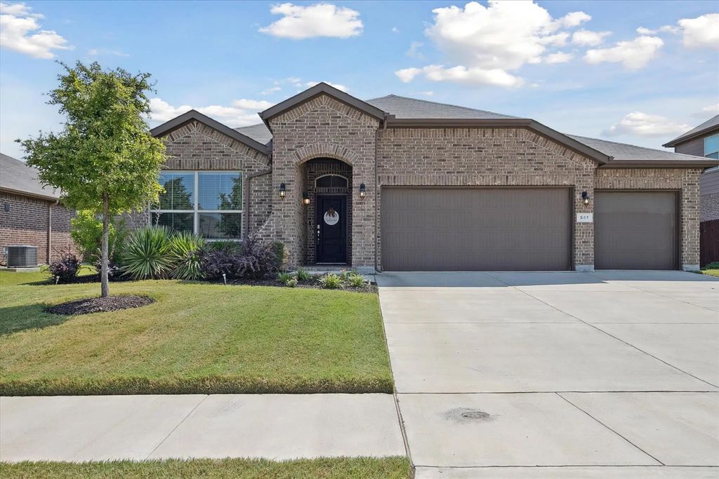 541 Dunster Lane, Saginaw