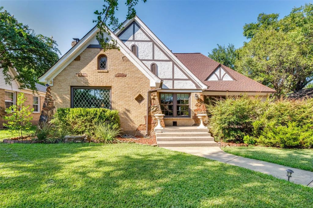 5507 Mccommas Boulevard, Dallas