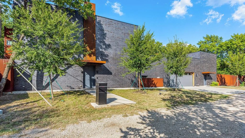 4798 Iberia Avenue, Dallas
