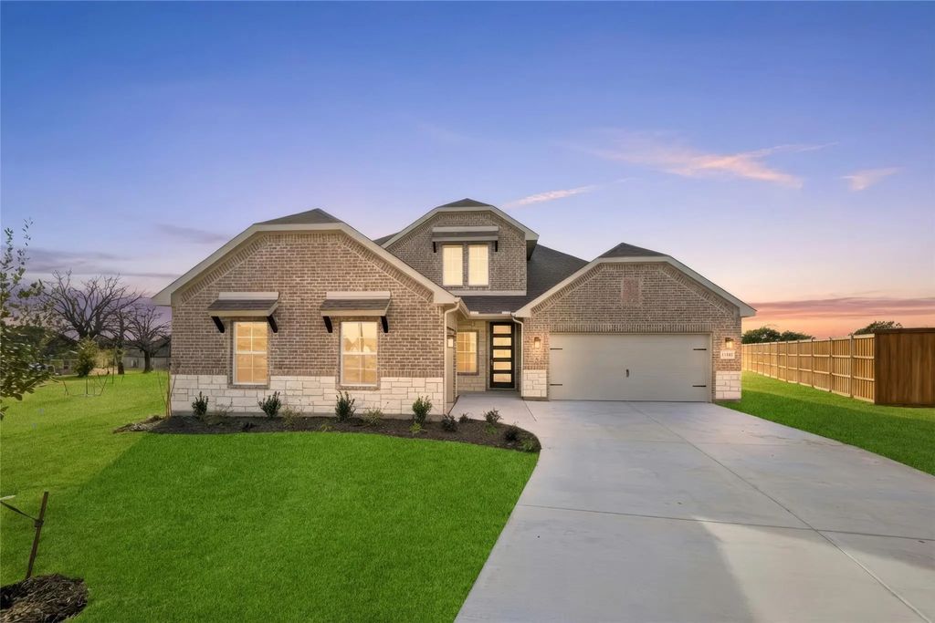 1100 Trinity Drive, Springtown