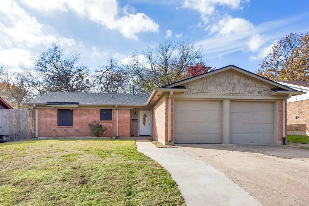 600 Patricia Drive, Sherman